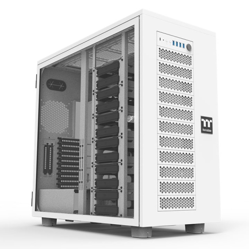 CCTV Forensic Workstation — front I/O panel